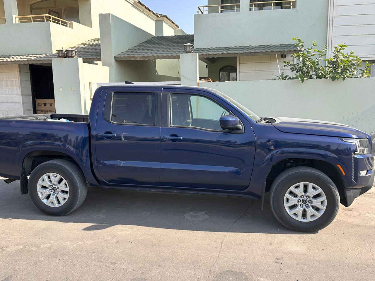 السلام عليكم
للبيع مديل 2023
حادث خفيف مكفوله من التبديل والصبغ
رقم بصره الدولي 
مواصفات 
فول تحكم ستيرن
شاشه كبيره
رادار  أمامي 
رادار خلفي نقطه عمياء 
كامره  حساس خلفي 
كشن كهربائي 
4x4 
دفع رباعي 
ويل كب 
سعر 210 بي مجال 
***********
***********
