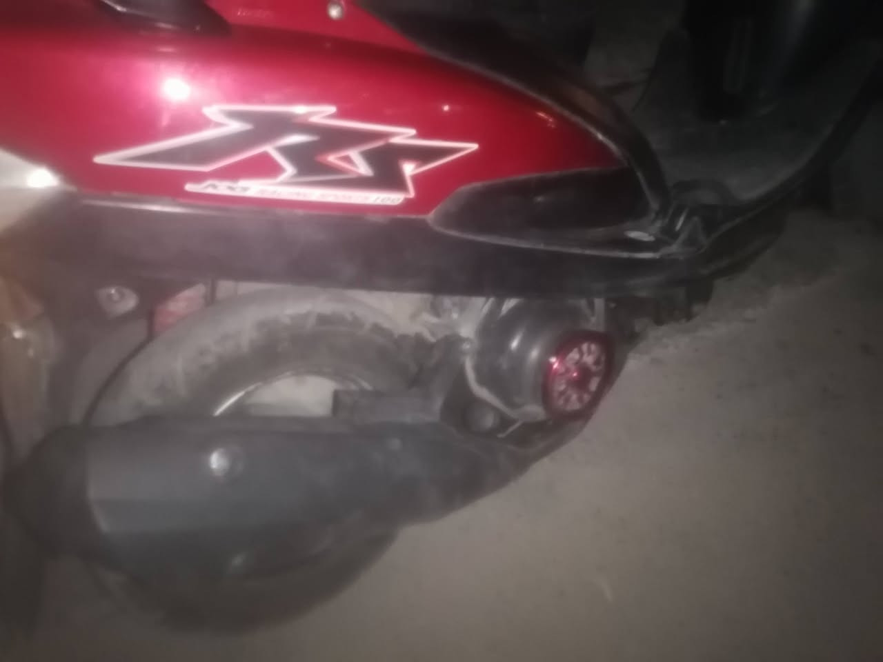 دراجه ماكس عدله للبيع

كلجات بلادي
صلانصه FM
دراجه نضيفه
بوشه 55 
شلعه ومعدل فول
وبيها تعديلات
قبق فلاوين
كفرات نضيفه
يدات رياضي
يدات برايك رياضي
باتري جديد 

السعر 450 قفل

المكان بغداد الدوره حي الصحه 

السعر:  رسلني وتساب وانطي سعر

رقمي وتساب ***********
