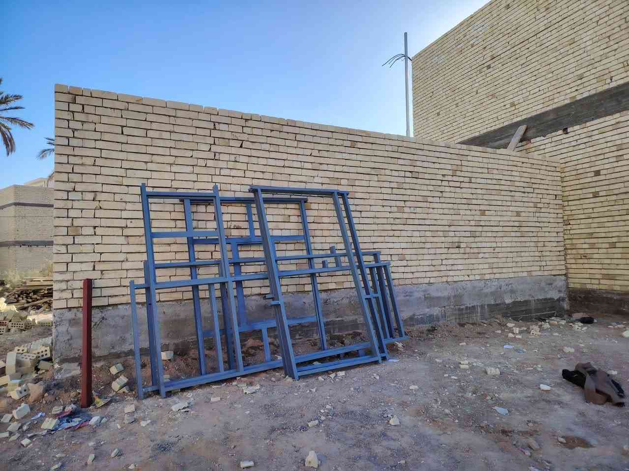 خلفه بناء درجه اولى في كربلاء وشراف مهندسين والالتزام بالمواعيد وهذه رقمي ***********
