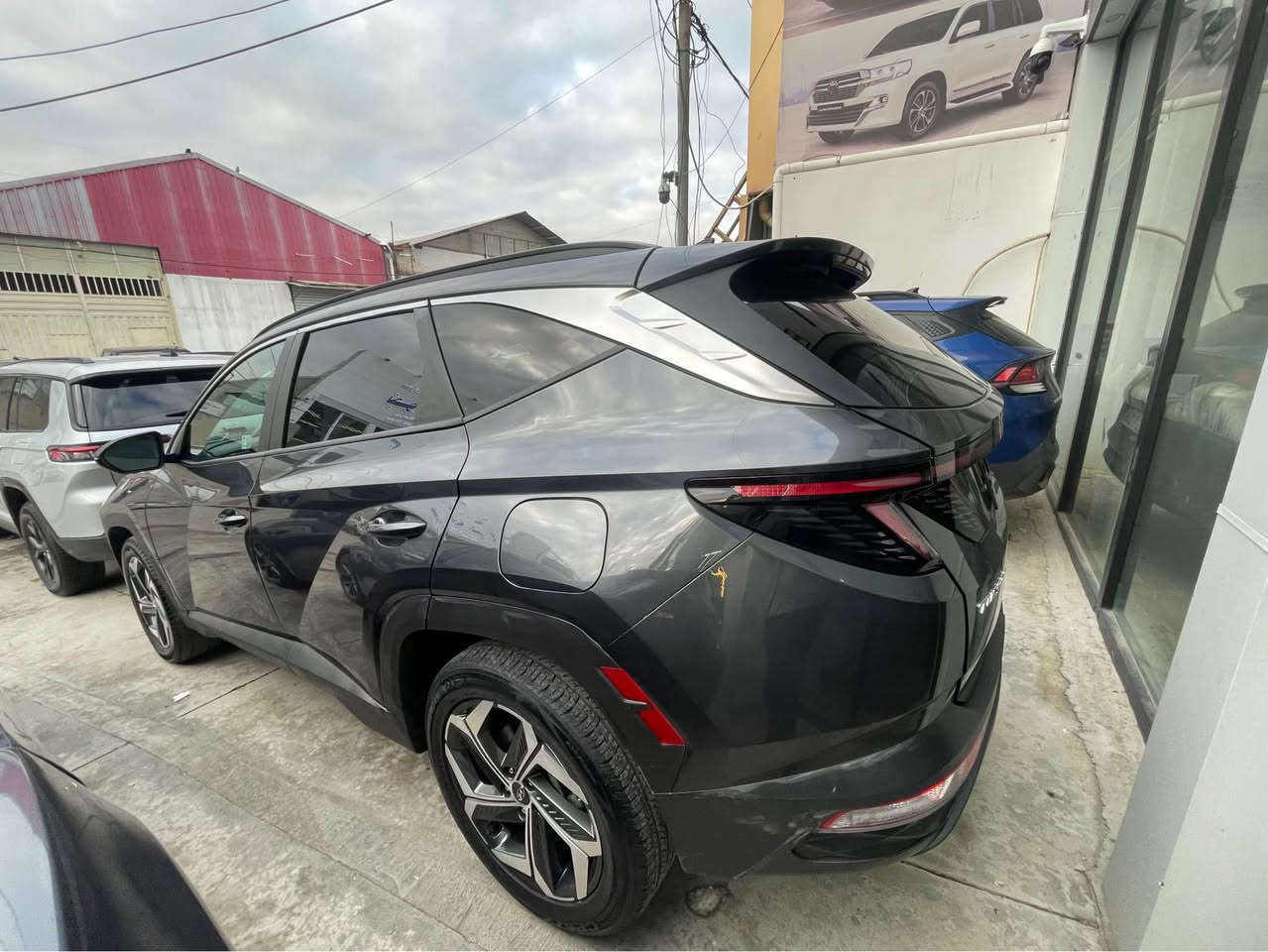 فول مواصفات فقط pdr باب وره سايق ماشيه 18 كاتي تترقم شمالي فقط
*********** أربيل, العراق
