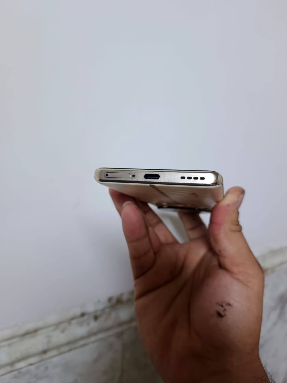 ريلمي 12برو بلص
جهاز وضع شركه 

نضافه 100/100

بدون ملحقات 

ذاكرة 512

رام 12+12

موصفات داحل الصوره 

السعر 360

العنوان قضاء تلكيف 
شباب الله يرحم والديكم الماشراي لايدفع سعر بتعليق ويكسر بل جهاز اسعارو مبينه ومعروفى 

***********
