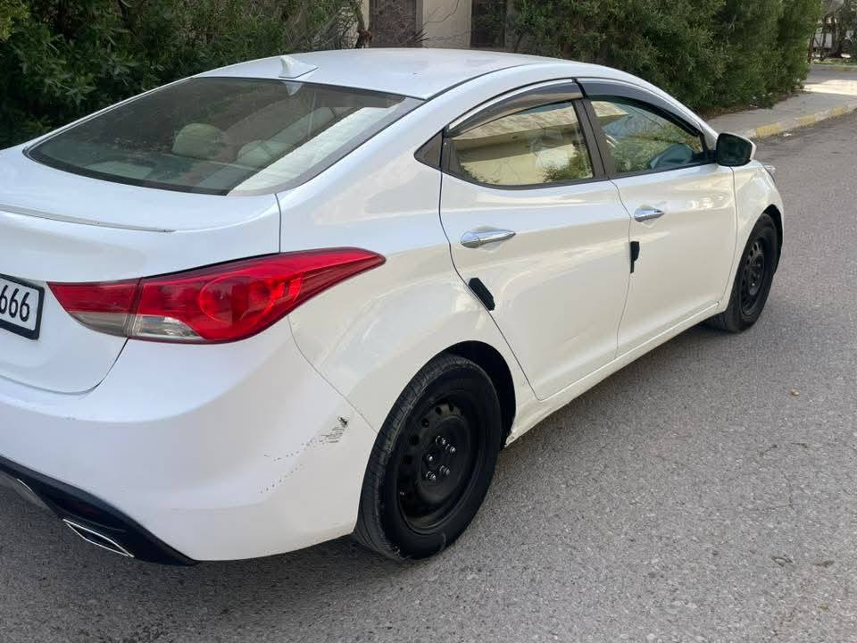 السلام عليكم للبيع النترا امريكي  موديل 2012 رقم ديالى ب اسمي (رقم الدولي ) بيها قطعة صبغ والبنيد بل مقدمة بي معجون بس ممصبوغ  فابلون السيارة ممتعوبه
بعدهة عل بلاد ماشية 100الف كشنات بلاد شرط ل16مو بنضافتهة 
 السعر 100 وبيها مجال بسيط المكان ديالى بعقوبة


**إذا كنت صاحب هذا الإعلان وتريد حذفه لأي سبب، رجاءا أرسل رسالة إلى الدعم الفني**