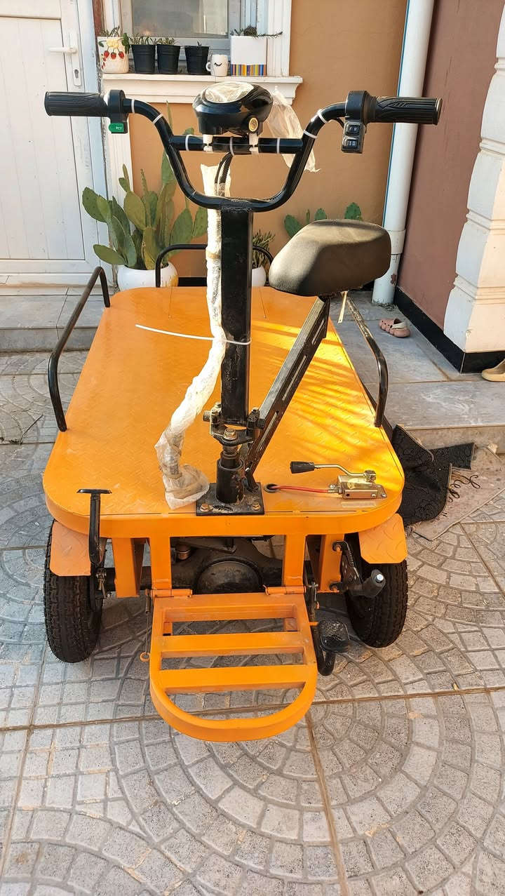ستوته جديده مامستخدم
شحن للبيع لحمل الاغراض الثقيله
مليون و٦٠٠+964 
+964 783 770 1988
واتساب


**إذا كنت صاحب هذا الإعلان وتريد حذفه لأي سبب، رجاءا أرسل رسالة إلى الدعم الفني**