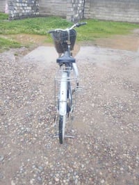 اسلام عليكم بايسكل للبيع تواير جدد عقرب جديد وتبديله جديده السعر 140ال...