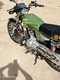 دراجة سافان للبيع، موديل 25، السعر 1,350. القفل لما  يُشترَ، لا يتتصل....