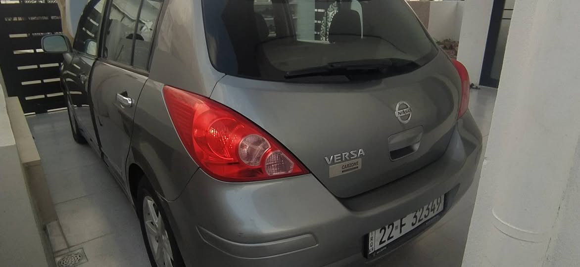 نیسان ڤێرسا ٢٠١٢ 
ڕەنگ ~ نفتی 
مواسەفات ~ {s}
گێڕو مەکینە بە شەرت 
مەکینە ~ ١.٨
١٢٣ هەزار ڕۆیوە بیلادی 
یەک پارچەو دوو بستی سبوغ بێ ژوورێ یەک تۆز ئەتوانین بیژمێرین لە کەمی دا تەرزەی هەیە لە سەقف وەک وتمان زۆر کەم ..
٤ تایەی لۆکی لە ژێرە 
سەنەوی و ڕەقەم تازەیە بە ناوی خۆمانە 
سەیارەی مەعرەز نییە  بۆ زانیاری زیاتر 
زین :***********
ئاسیا : ***********
٩٥ گەڵاو مەعامەلە السليمانية, العراق
