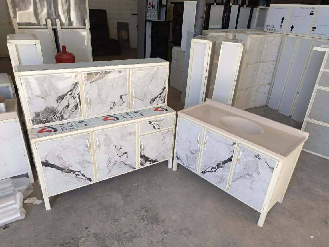 كاونتر مترونص  ارضي.وملحق مترونص
وسنك متر و 20 سم . 

السعر  235

توصيل المحافظات موجود 
للحجز والاستفسار مراسله 
*********** واتساب
