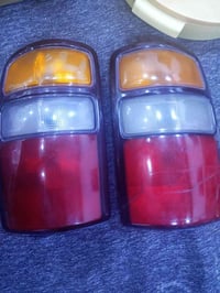 بك لايت نضيف بس اليمين بي فطر سعر 60قفل  رقم 07705719535