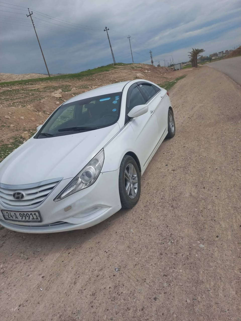 مراوس فقط
سوناتا ٢٠١١
رقم دهوك جديد هزه جديده سنويه عضم  شرط التحويل 

محرك 2000وكير شرط لاصرف ولا نفخ
تبريد ثلج 
وتدفيه 
وتحكمات ستيران
شاشه 
كامر
طخم تواير جديد
صدر نص عمر 
 بيها جاملغ وربع بوند 

 قبق البانزين ونص الباب 
ملاحظات بصيطه جدا شي جدام العين


**إذا كنت صاحب هذا الإعلان وتريد حذفه لأي سبب، رجاءا أرسل رسالة إلى الدعم الفني**