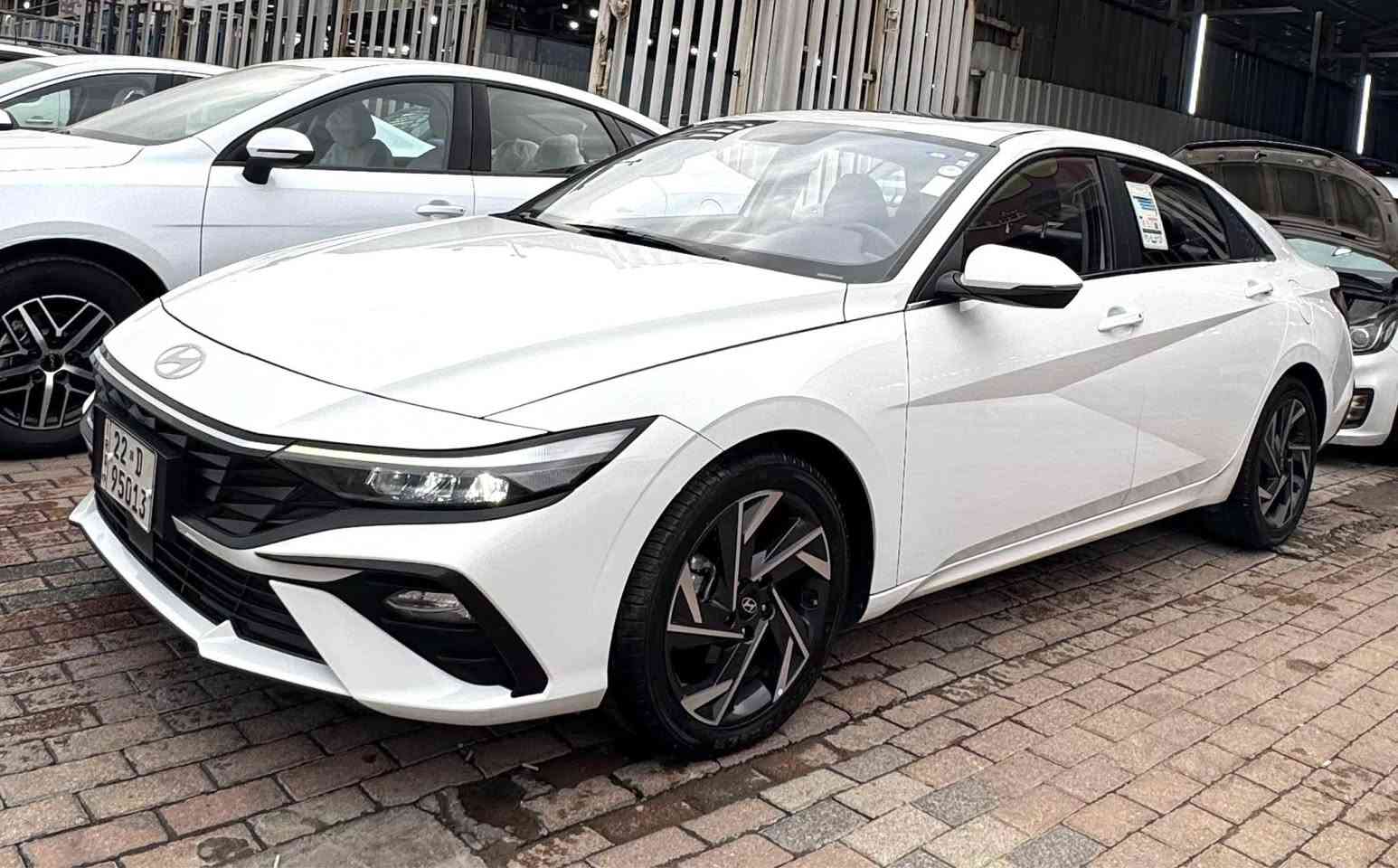 السلام عليكم من رخصة الادمن النترا 2024 تجميع صيني رقم اربيل تحويل ثاني يوم ماشية 40 
فول السيارة واحد. على. واحد
مواصفات السيارة 
فتحة سقف 
 بصمة ابواب وبصمة تشغيل
ويل كب 17
اشاير بل المري
لايت لد
  حساس امامي خلفي 
شاشة كامرة اصلية مري شفط
لا يت 3عدسات
كشنات جلد 
كير. طيارة
تبريد خلفي 
تحكم ستيرن
كروز سرعة
مكينة 1500دبل نوزل 
السيارة جديدة كلش للبيع فقط السعر 138 ورقة بيها مجال بسيط حق الجية للاستفسار *********** مكاني بغداد الشراي يتصل غير متواجد عالنت بغداد, العراق
