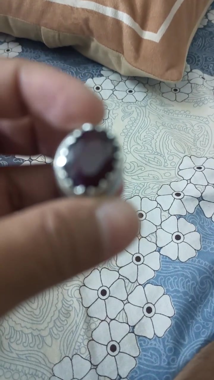 ياقوت افريقي فرط الرمان قياس 22 للبيع


**إذا كنت صاحب هذا الإعلان وتريد حذفه لأي سبب، رجاءا أرسل رسالة إلى الدعم الفني**
