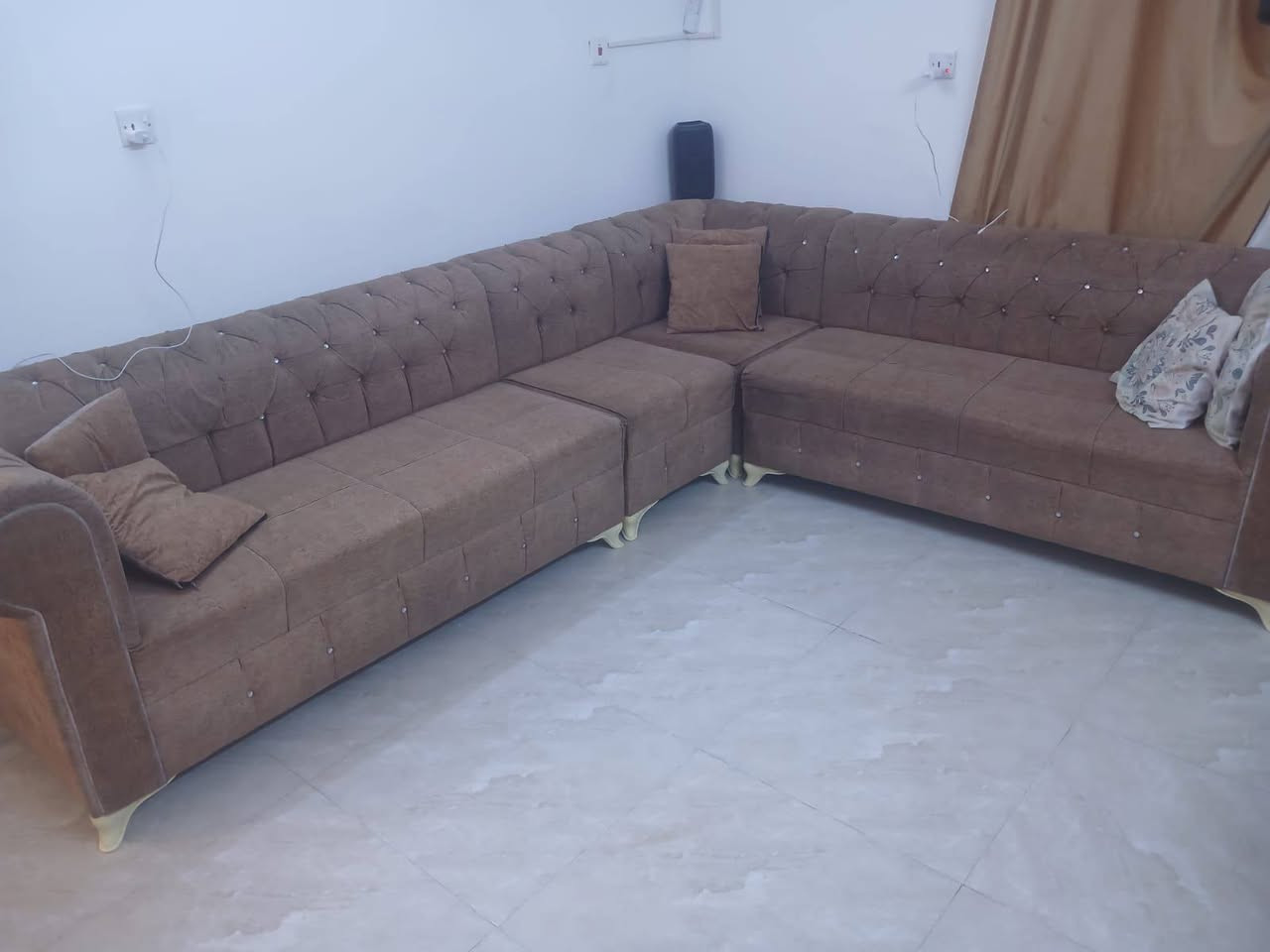 بغداد لحريه للبيع مال بيتي التخم ديوان عشر مقاعد تسكام نضيف ويا مفرش وكوشات المجمده نوعيتها كوما نضيفه مداخله اي تصليح تجميد فول عل فحص كاونتر سنك مرمر وكاونتر وملحق كلهن 3 قطع سوكي مابي اي خلل  لمكان بغداد لحريه  شراي يتفضل خاص وسعارهن مناسب


**إذا كنت صاحب هذا الإعلان وتريد حذفه لأي سبب، رجاءا أرسل رسالة إلى الدعم الفني**