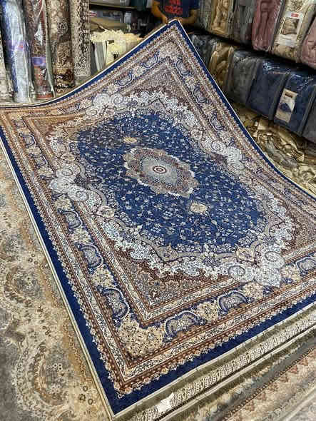 قياس 2 ونص * 3 ونص 
موكيت برلنت تركي الاصلي 👍
#بيتي للاثاث المنزلي والمفروشات 🥇

 العنوان 🌏 
العزيزية _ شارع الاطباء الفرع الي مجاور كوزمتك هايدي داخل الفرع 📍
للحجز والاستفسار مراسلة  الصفحه او واتساب 
***********توصيل
