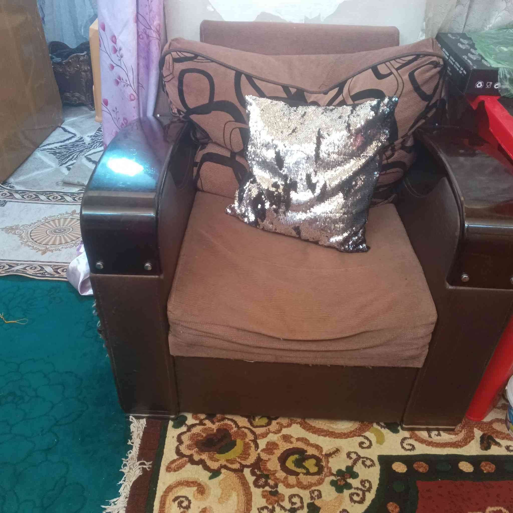 هذا التخم للبيع فقط يحتاج دوشمة مقعد


**إذا كنت صاحب هذا الإعلان وتريد حذفه لأي سبب، رجاءا أرسل رسالة إلى الدعم الفني**