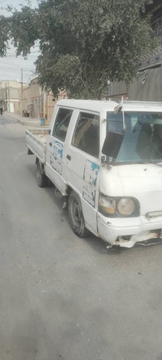 هونداي مديل 94 رقم الماني 
مكاني النجف 
السعر 18 وبيهه مجال قليل 
***********
