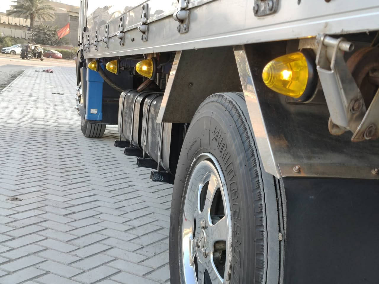 سلام عليكم من رخصت الادمن
هين كرين للبيع 
مكينه 80 فول عادي بلادي 
طول 6 وربع بلادي 
كرين كاركو 4 سلايت مخالف
موديل 2023 تسجيل بسم المشتري مباشر  
شرط قمارة شاصي مكفول من الصبغ 
تخم تاير 
سيارة احلى من الصور 
اتصال *********** مصطفى
