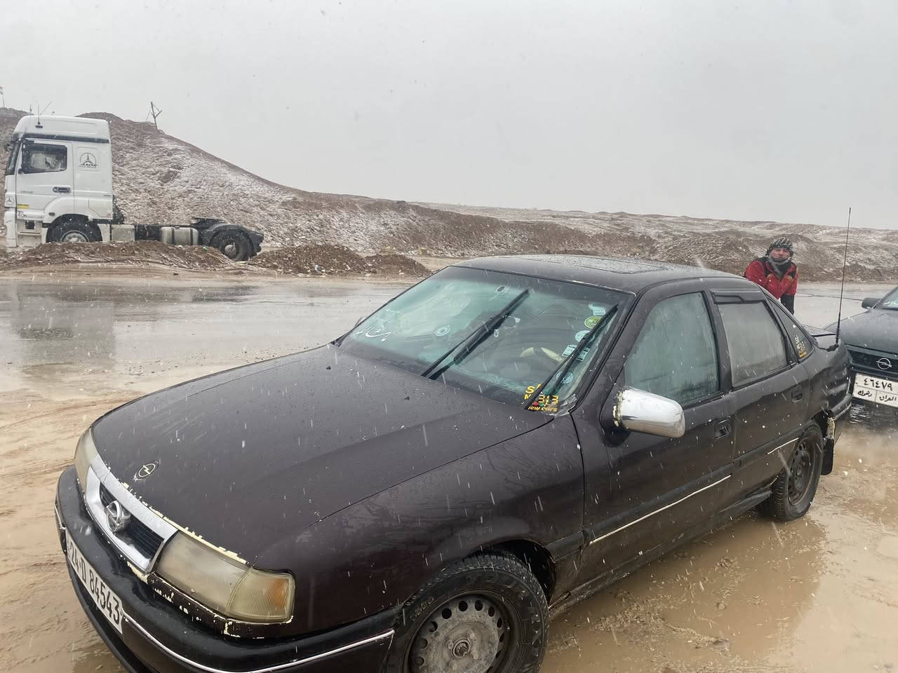 ‏سلام عليكم سيارة للبيع ترى حجم 18 وليد خابرني***********
