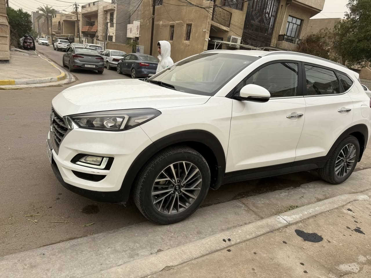 من رخصت مديرالكروب
توسان شركه الكاصد 
بصمه مري شفط 
اشاير بل مري كشنين كهرباء 
ماشيه ٨٠ حقيي 
بسمي اربيل 
مكان سياره بغداد منصور 
سعرالساره ١٨٨
رقم الهاتف ***********
