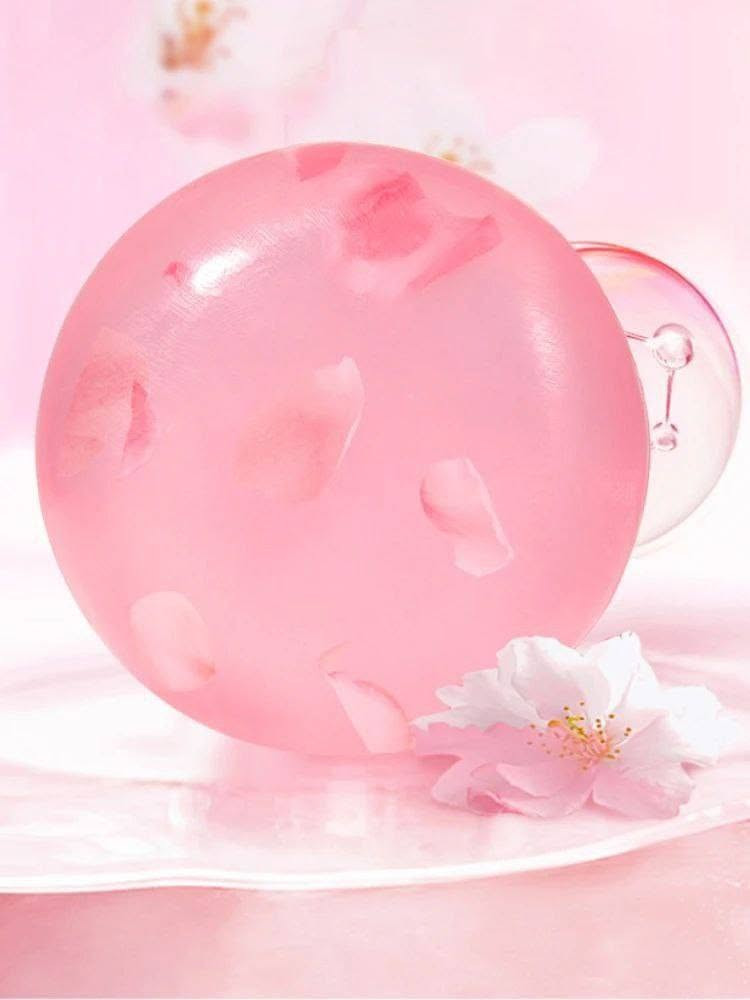 🌸صابونة زهر الكرز🌸
【تفتيح وتجديد شباب البشرة】تحسين البشرة الجافة والخشنة، وصقل المسام وشدها، وتنعيمها وترطيبها، وجعل البشرة شفافة ومتجددة مصنوع من زهر الكرز 
و زيت وماء الورد وبتلات الورد
الطبيعي و تحتوى على الاحماض الدهنيه و فيتامين أ وفيتامين ج يحافظ على ابقاء البشرة رطبه 

🌸 تقلل من الحكه المصاحبه للاكزيما وتشققاتها وتهدئتها 
🌸لها تاثير فعال على تصفية البشرة وتقليل ظهور آثار الحروق والندبات القديمه وتصبغات البشرة
🌸تعتبر منظف فعال وآمن للبشرة
🌸تستخدم للتبييض و لتفتيح البشرة ولتطهير البشرة من البكتريا
🌸 تستخدم لاخفاء تصبغات البشرة وتحسين مظهر البقع الداكنة عن طريق منع تكوين الميلانين.
🌸 تستخدم في محاربة التجاعيد. لأن عملها كمضاد للأكسدة قادر على حماية الجلد من الأشعة فوق البنفسجية 

#الاصلي 💯
السعر 
🚘يوجد خدمة توصيل لجميع محافظات العراق ٤ الاف🚘#صابونة_زهرة_الكرز
#زهرة_الكرز
#العراق
#بغداد
#العناية_بالبشرة
#بشرة_ناعمة
#بشرة_نضرة
#تفتيح_البشرة
#ترطيب_البشرة
#العناية_اليومية
#روتين_العناية
#جمال
#مستحضرات_تجميل
#منتجات_طبيعية
#صابون_طبيعي
#عناية_بالجسم
#عناية_بالوجه
#رائحة_منعشة
#نعومة
#إشراقة
#بنات_العراق
#تسوق_العراق
#توصيل_لكل_العراق
#بغداد_مول
#كوزمتك
#العناية_النسائية
#منتجات_عناية
#صابون_فاخر
#CherryBlossomSoap
#CherryBlossom 🍒


**إذا كنت صاحب هذا الإعلان وتريد حذفه لأي سبب، رجاءا أرسل رسالة إلى الدعم الفني**