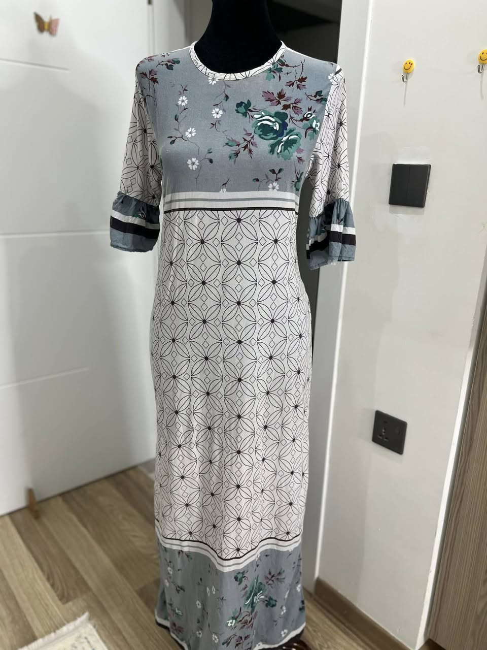 سڵاو خانمان کۆمەڵێك ماکسی هاوینەمان بۆ هێناون بە چەندەها ڕەنگو مۆدێلی جیاواز مودیلی مخوەری بەهەموو ڕەنگو قیاسێك بەردەستە بەهەرزانترن نرخ تەنیا بەپارەی دورینەکەی بۆ داواکردن نامە بنێرن لەخزمەتتانداین 🎀🥹


**إذا كنت صاحب هذا الإعلان وتريد حذفه لأي سبب، رجاءا أرسل رسالة إلى الدعم الفني**