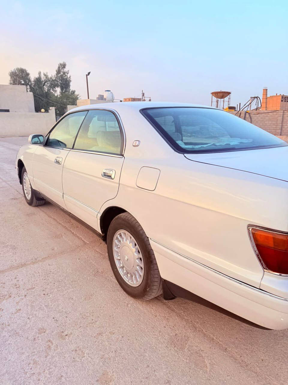 السلام عليكم اخوان بطه البيع رقم بصره سنويه جديده تحويل مباشر مكينه وكير كارتون حداديه جديده تخم تاير جديد تبريد ثلج ثلج سياره كفاله من الكص والنقل الجثه والعيب الشرعي وكفاله من ضربه فقط صبغ جماليه وشرط صبغ درجه أولى 
السعر 53 بيع مستعجل 
اخوان أنا مكلف بل نشر 
الرقم *********** البصرة, العراق
