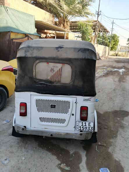 سلام عليكم تكتك البيع بسمي تحويل ثاني يوم رقم نكليزي بيه بارد من وره بس مكاني بغداد  النعريه ***********
السعر 7700 بيه مجال حك قليل
