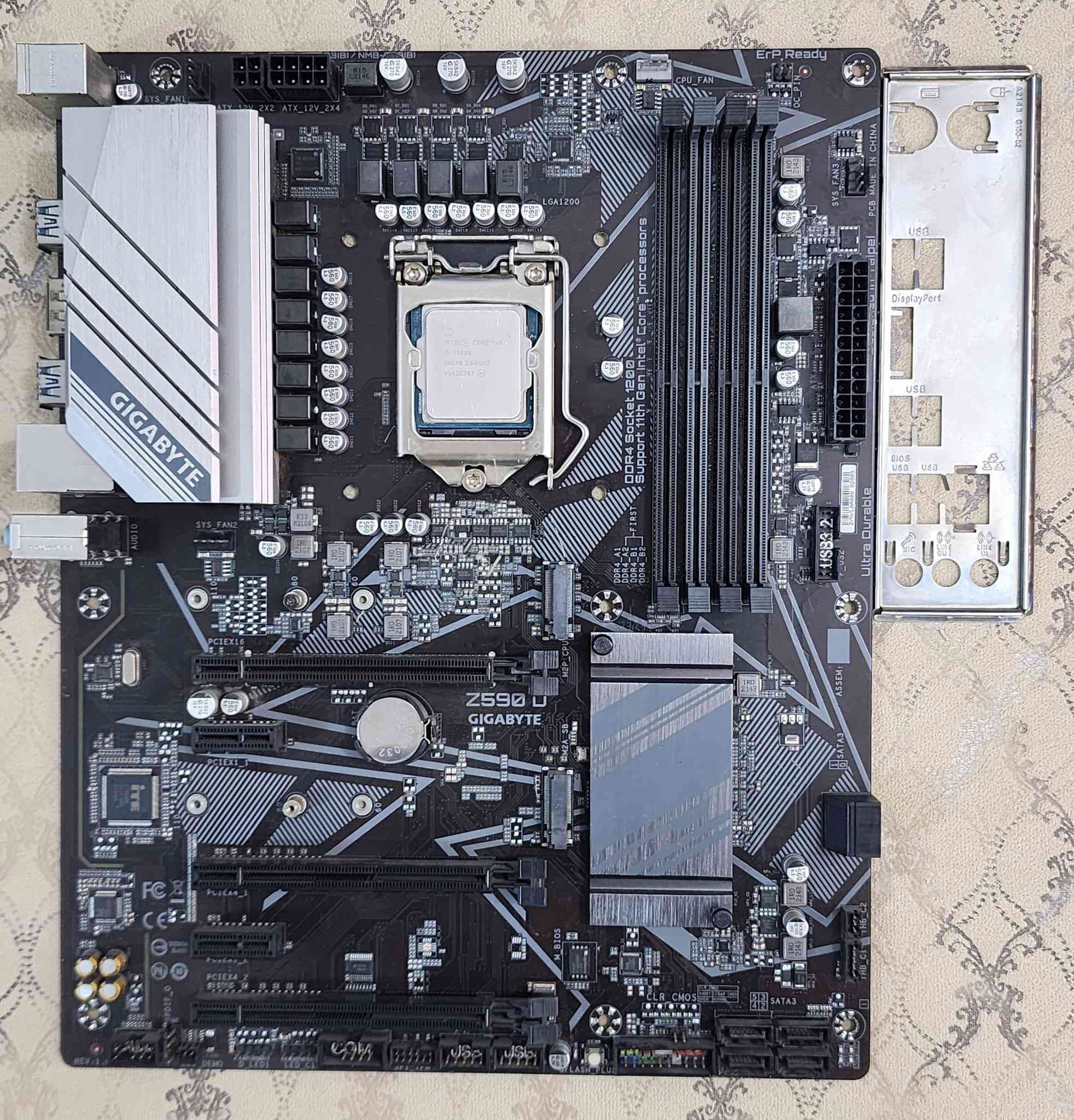 السلام عليكم 
بورد ومعالج جيل 11 للبيع
البورد Z590 GIGABYTE
المعالج CORE I5 11400 مع كرت داخلي
نضافه عاليه شغالات بدون مشكله 
السعر 210 الف فقط
مكاني بغداد توصيل موجود


**إذا كنت صاحب هذا الإعلان وتريد حذفه لأي سبب، رجاءا أرسل رسالة إلى الدعم الفني**