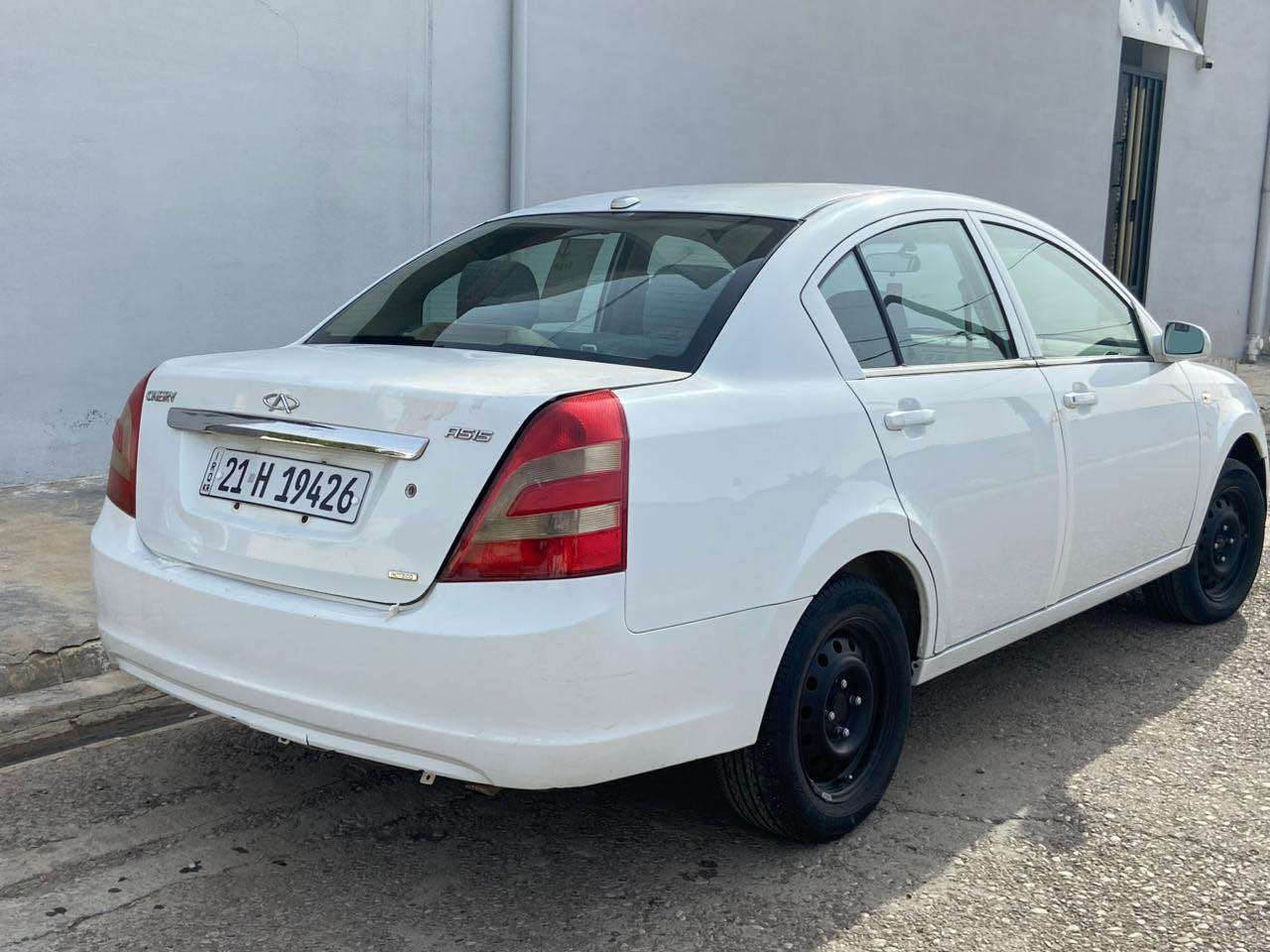 سلام عليكم A5نضيفه مديل 2013شرط سنويه هزه جديد صدر كامل تبريد ثلج شرط محرك وكير تيارات معقوله سنتلوك قفل مركزي كهرباى مامل شغال شاشه ايباد و كامره وتحكم استرين سياره بحاله جديد بطاقه بانزين بيها باب سايق صبغ بس موجود سعر 55بي مجال بسيط *********** كركوك, العراق
