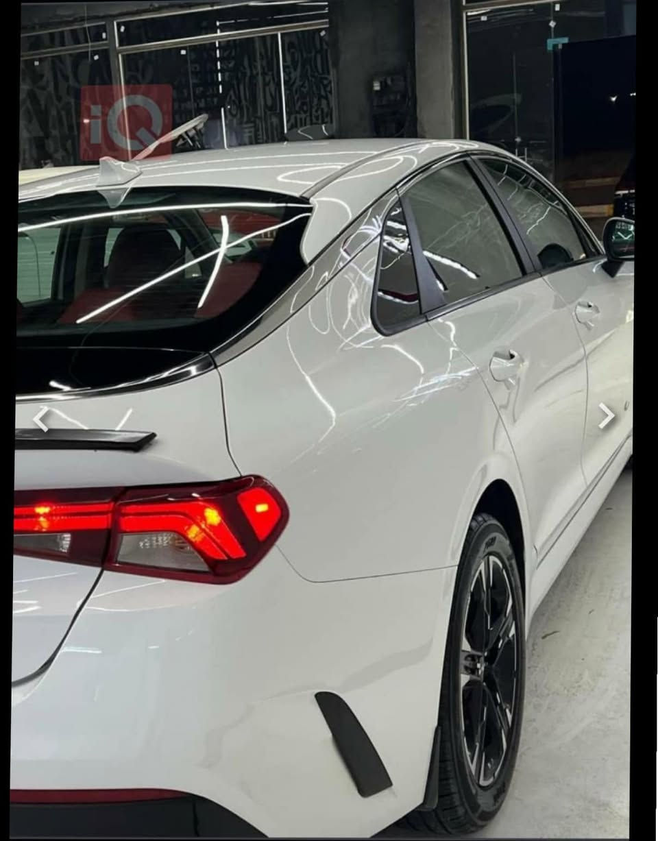 سلام عليكم سياره k5
موديل 2021
سياره نص فول سعر 155بيهه مجال قليل جيه سياره جديده تخم مكينه تيربو 
العنوان حي اور 
***********
