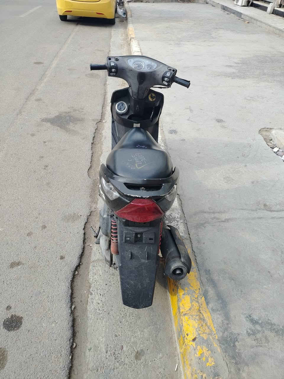 درجة ثعلب هل بيع رمبه صار لي اسبوع من نزلتها بص صار عندي ضروف أو أريد بيعه رقم ***********بكاني الحرية نوب الضباط قرب فران بتول نضيفه فول
