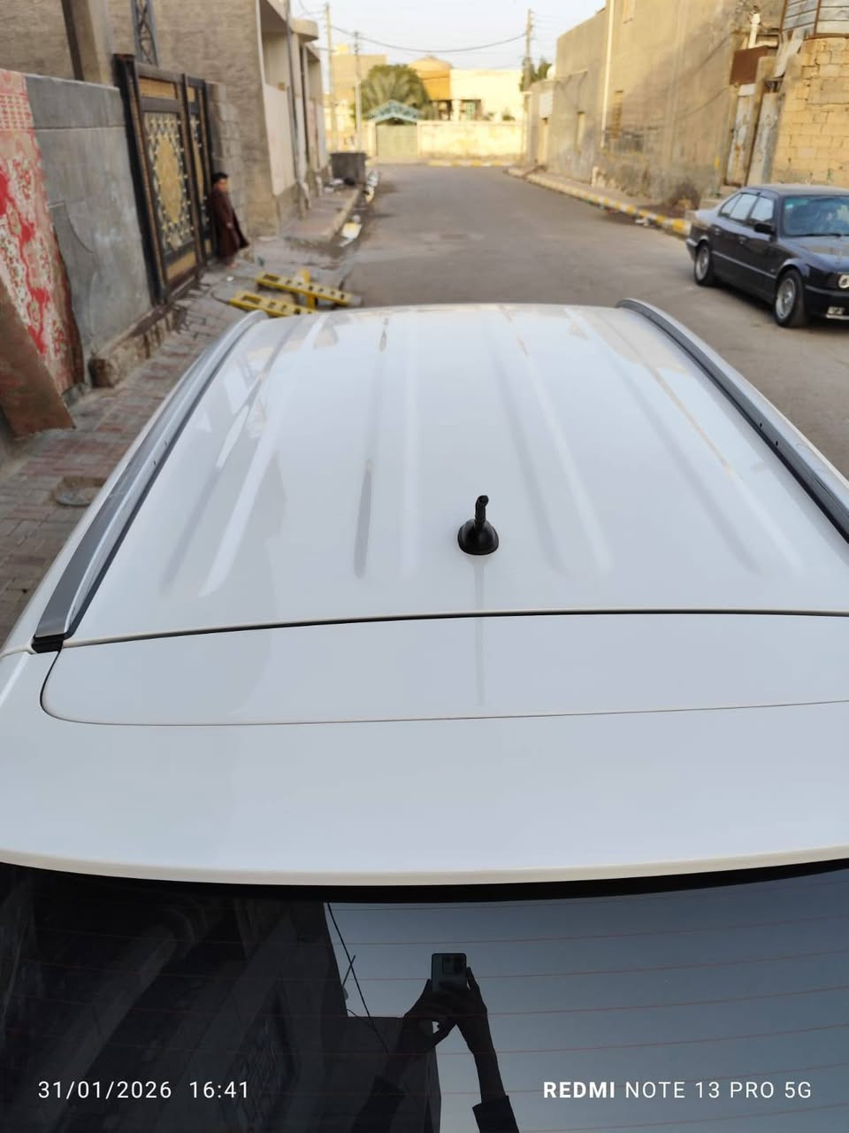 للبيع توسان 2018خليجي
رقم بغداد بسمي 
محرك 2000دوش 
قطعتين تبريد 
حساسات خلفي 
تحكمات استيرن 
مري شفط 
يدات نيكل 
ويل حجم 18
ماشية 75الف كيلو 
سيارة بدون صبغ السيارة نضيفه جدا مال جناي 
الاتصال والاستفسار عل هاذا الرقم 
***********
