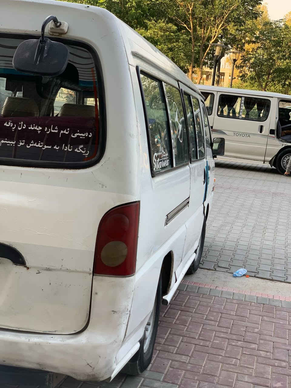 كا كه سلا وي خوا تأ ن ليبت
ميني پا س بو فرو شتن هه مو  يي به سحري با زا ر
هوندا يه كي  شينما ن هه يه 98 مه كينه يي به نزين  سحري 36گلائا رمي سليما نيه 
هوندا يه يكي  98تما  ن هه يه مه  كينه يي به نزين  سه يا ره كه سپه  ئا رمي هه وليره سحري 38$
بريجيو يه كي مو ديل 2002مه كينه  يي گا زه 36گلا
 هوندا يه كي ره قه م دو هو كما ن هه يه هه موي به شه ر تي  ته  عويلو وه كا له وه نا وه كردن سحري 40گلا موديل 98
سه يا ره كأ ن  له كه لأ ره هجي سه يا ره يي مه عره ز نيه 
له گه ل ريزم بوئه دمين 
***********
