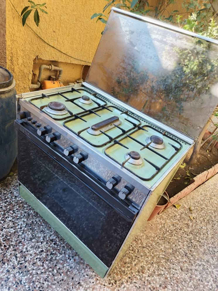 طباخ, 5 عيون أبو الفرن كبير نوع عشتار الأصلي كله شغال نضيف جدا سعره 225 وبي مجال للشراي المكان كربلاء الاستفسار *********** كربلاء, العراق
