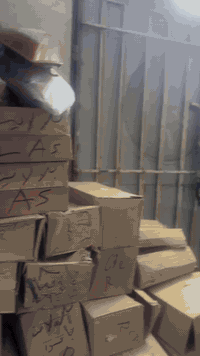 العنوان الطالبية قرب البداله التسامح 
***********
متوفر خدمة توصيل 🚚 كل محافظات العراق
السعر مع العرض لمده أسبوع ١٥٠
