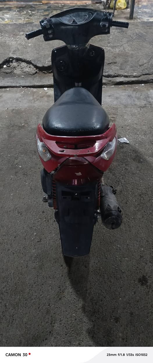 السلام عليكم. ثعلب جي تي ار نكرة بكل وقت دبل فصلة المكينة خير من الله شلعة ومعدل الدراجة بلادية وحلوة
السعر 350 العنوان بغداد شهداء السيدية ***********
