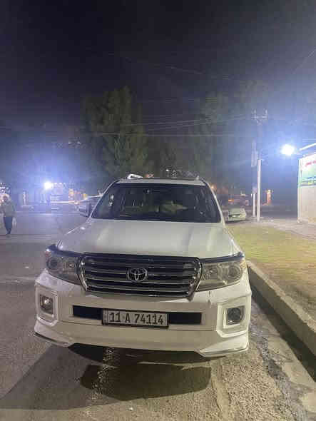 السلام عليكم لاندكروز 2008 محدث 2015 سياره جاهزه من كل نواحي بيها قطع صبغ ابيع حزام قماره تكم مكفوله مكاني بغداد 237 ورقه بيها مجال ***********
