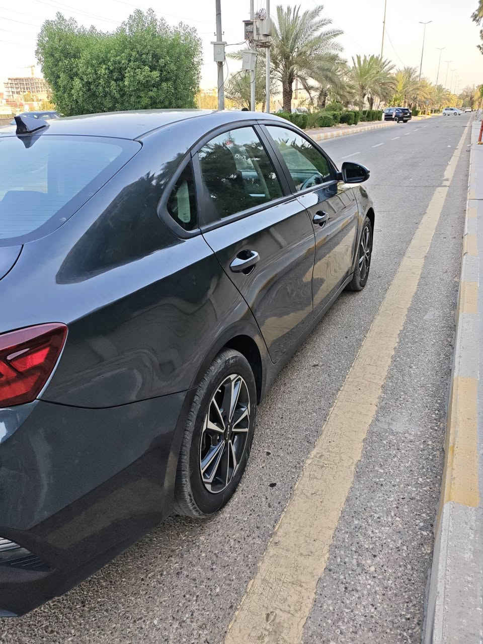 سلام عليكم ‏
كيا فورتي 2024 وارد امريكي 🇺🇸 فئة (LX)ضرر البنيد وجاملخ الأيمن (صور الحادث مرفقه ضمن المنشور)
محرك كير كلشي كفاله عدا الحادث المذكور☝️
(( ابيع على الفحص وين يعجبك افحص 👍))
رقم (ميسان شهداء) جديد هزه فحص سنويه جديده
 ماشيه (30000 ميل )
محرك 2000 Doch دوش
رادارات جانبيه تحديد النقطه العمياء ⚠️
رادار خلفي تنبيه عند الرجوع‼️
رادار امامي ❗️❌
تحديد مسار/ سياقه ذاتيه 
اوتو بريك /توقف ذاتي عند الاقتراب ⛔️
اشاره بل مرايه 💡
كامره دوراه 📷
شاشه كبيره تدعم 📲Android Auto/car play
خرائط Gps 📌
فول تحكمات ستيرن 
3 انظمة قياده Sport/Normal/Smart
كروز مثبت سرعه 
ويل كب كروم 
حساس اطارات 
شاشة ظبط واعطال بل دشبول 
منافذ Usp/ Aux/ 12V
4 دسك/ مانع انزلاق/Abs
السعر 135 بيها مجال قليل للشراي 
السياره جديده وجاهزه بدون اي نقص . العنوان ميسان/حي القاهرة الأولى..  للأتصال هذا رقمي ***********متوفر واتساب
