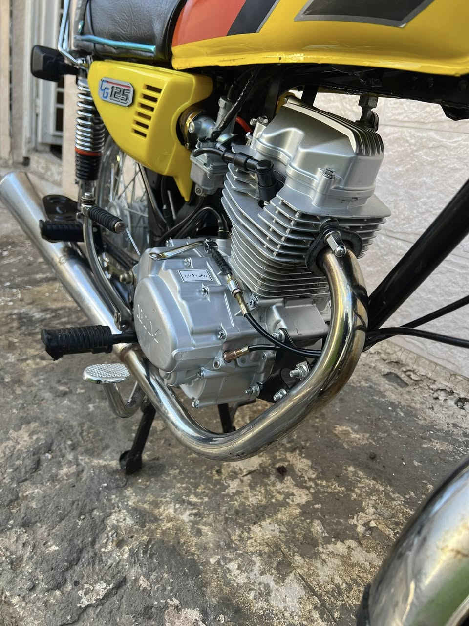 دراجة أيراني موديل 2025 نزلة صارلهة شهر كفاله عامه 4 كير  سعر 700 وبيه مجال رقمي *********** مكان بغداد جسر ديالئ
