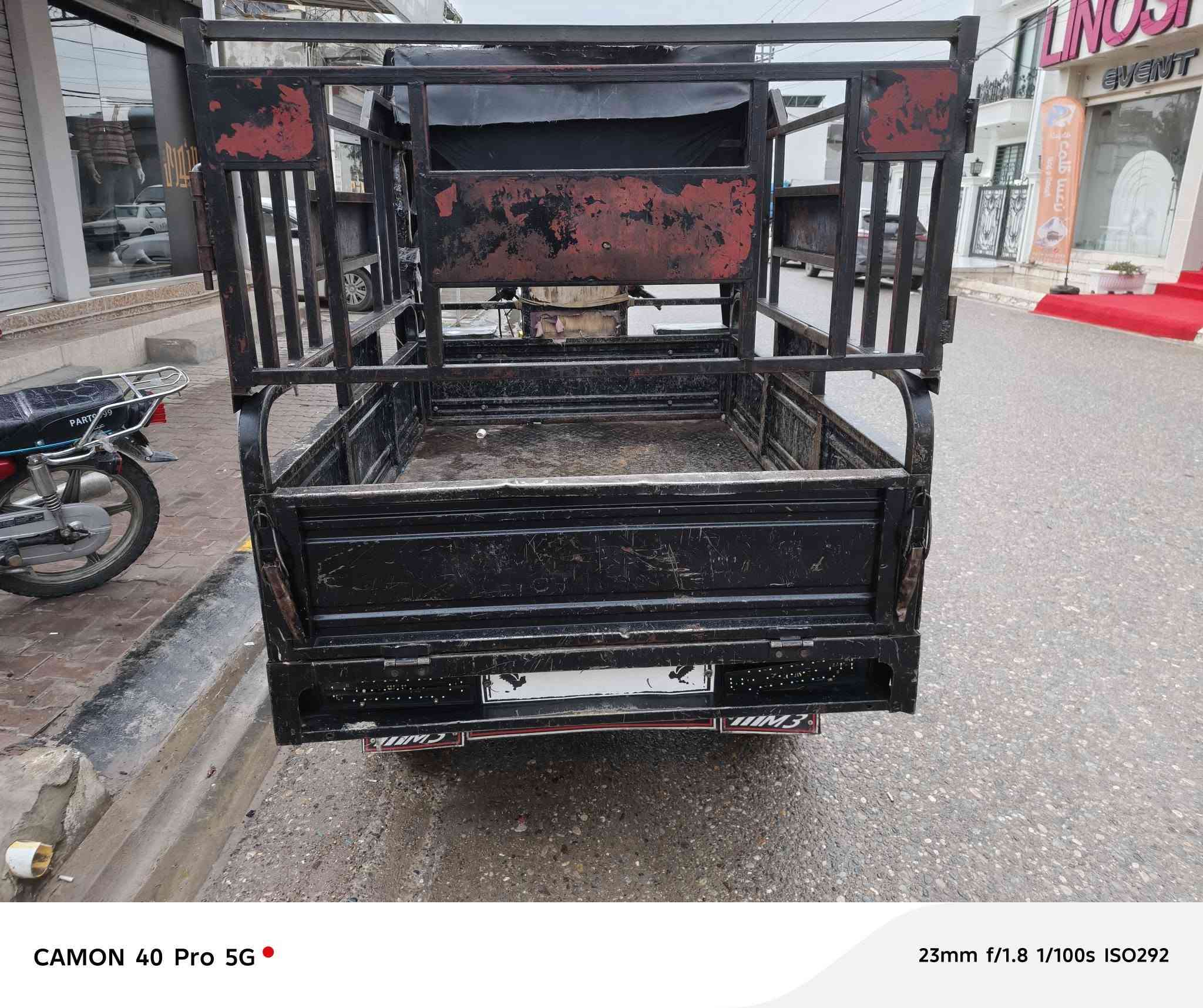 سلام عليكم ستوته للبيع موديل 2020بل شرط لا صبغ لا صرف ولا بخار مكينه ممفتوح ولا صوت بل مكينه  
مكفوله كفاله عامه 
#السعر خاص او اتصل 
***********
