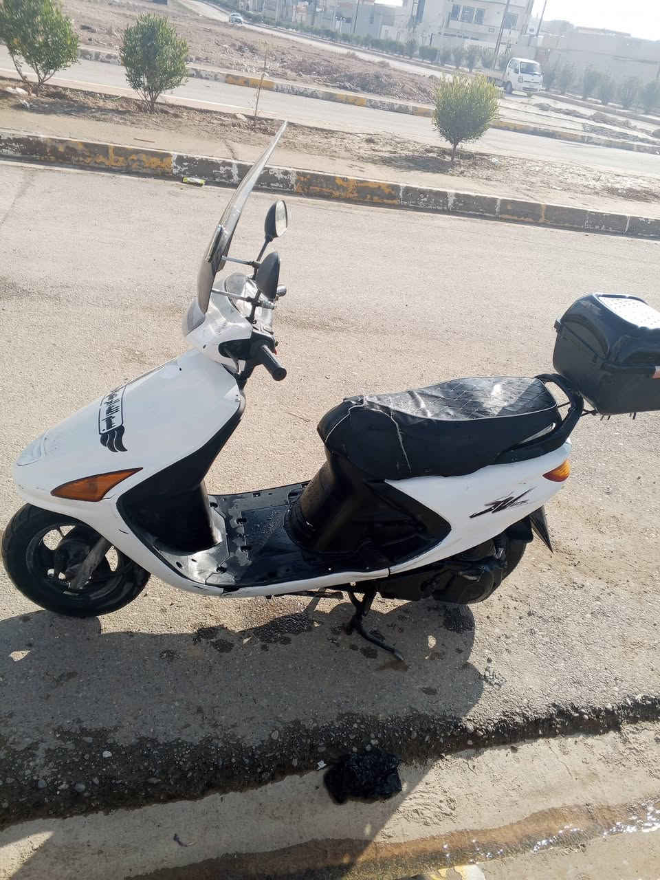 دراجه فراشه نظيف كدام عينك بس مكينه مفتوح 
سعر 425 بي مجال قليل / تواصل فقط على رقم 
***********
