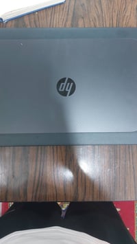 لابتوب  hp مسخدمه نضيفه سعره 350 حجم الشاشه 17 ٠٧٨١٣٥٠٢٢٩٤