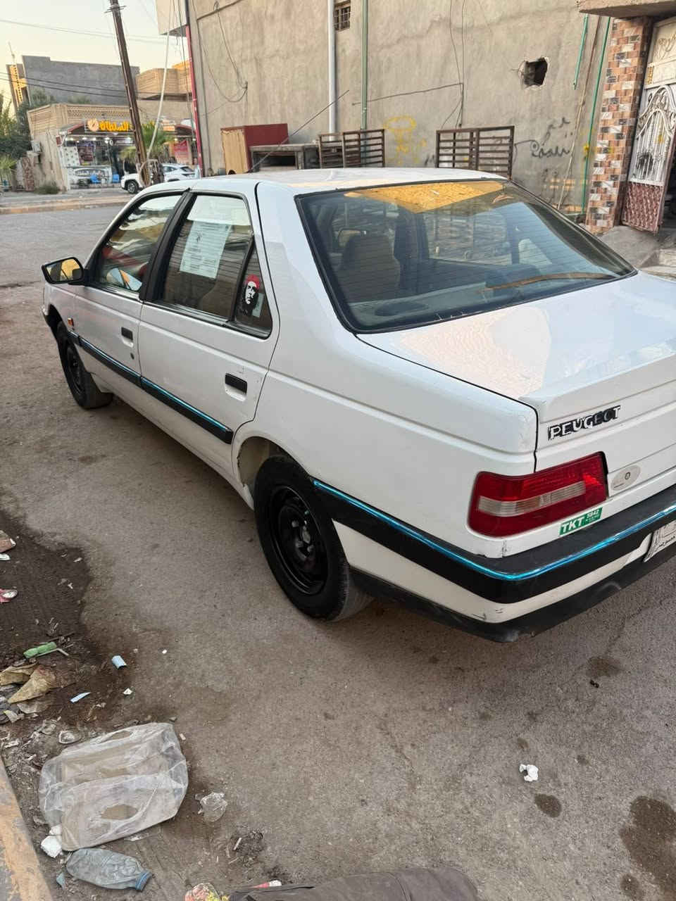 السلام عليكم بيجو للبيع سياره مكفوله بيهه بس جاملغ بارد ولباقي مكفول كير محرك تبريد ثلج رقم بغداد مديل 2009 سعر 35 وبيهه مجال ***********
