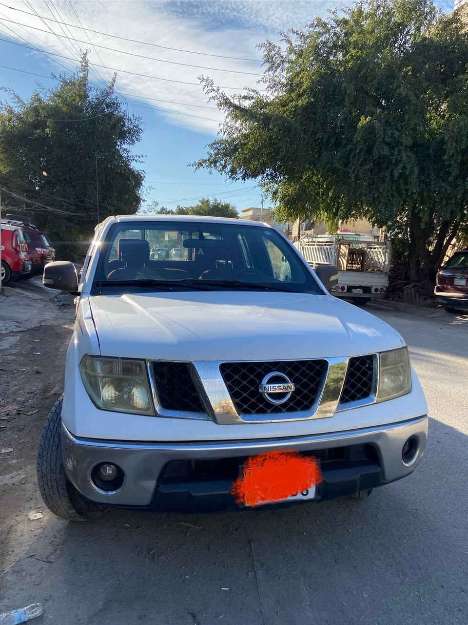 نيفارة 2011 [[كير عادي]]رقم دهوك دولي بأسمي  تحويل ثاني يوم .كير مكينة صدر كل كفالة السيارة كفالة عامة من الصبغ فقط بيها شبرين من الباب الخلفي السعر 90 وبيها مجال رقمي *********** عنواني بغداد الشعب
