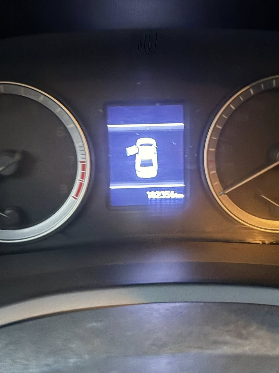 السلام عليكم
سوناتا غاز خط واحد وارد كوري فول مواصفات بس فتحه ماكو 
سيارة مكفوله من ضربة موديل 2022 السعر 160 وبيها مجال 
مكاني البصرة 
***********
