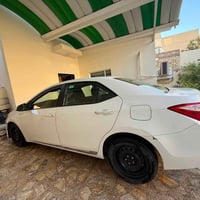 كورلا 2015 رقم بغداد حادث جاملغ وبنيد بدون دواخل ماشية 130 مايل السعر ...