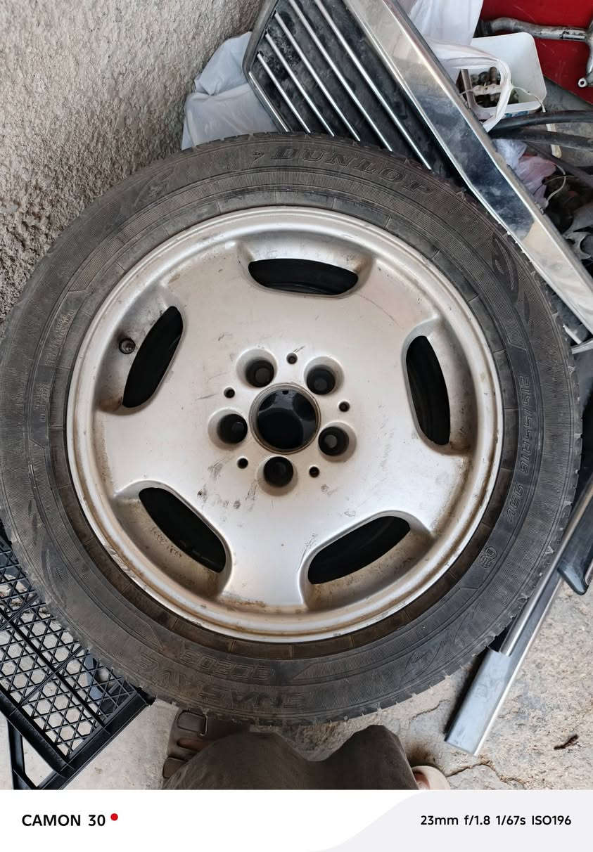 السلام عليكم
غراض مال أم عيون ودب 
فريز أم عيون 
وزوج وياله 
وهواي دحافيس
شباط بنيد أصلي
*********** واتساب
