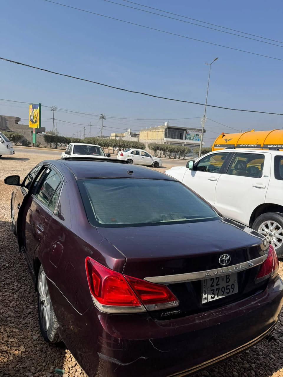 السلام عليكم
افلون موديل 2011 بيها ضربه بالحوض الخلفي

مصبوغه عام للجماليه

كير مكينه صدر تخم تاير كوله مكفول

امشيه 125

المكان بابل الحله

رقم الهاتف ***********

السعر 128
