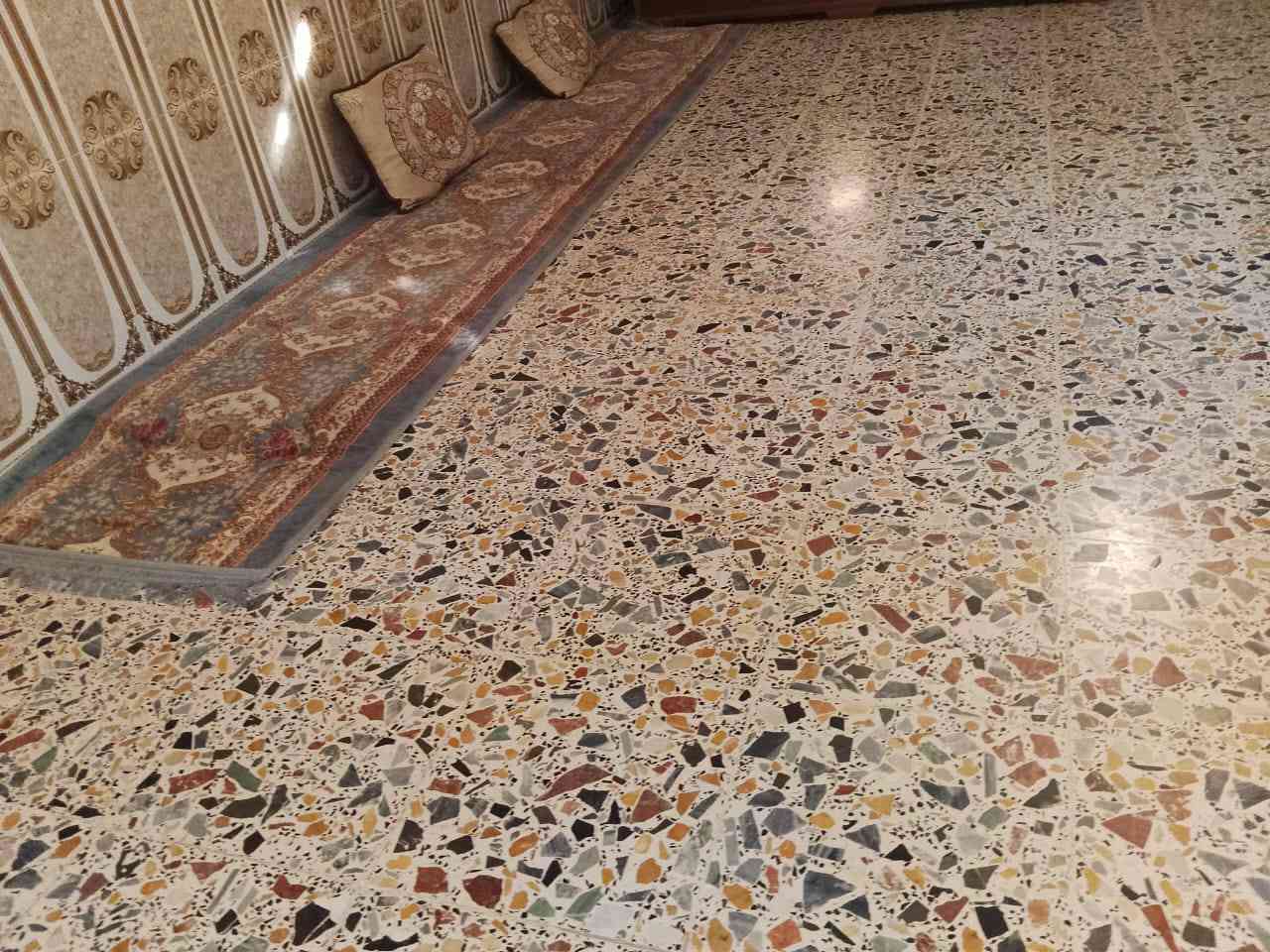 #مكلف بنشر  للاستفسار اتصل برقم 
السلام عليكم  بـيت للبيع مساحه البيت 400بناء حجر ورباط وبيت بناء جديد ديوانية وصاله ومطبخ وصحيات داخليه وخارجيه وغرفه طابق ثاني العنوان المشتل قرب جامع فاضل دبوو
***********
