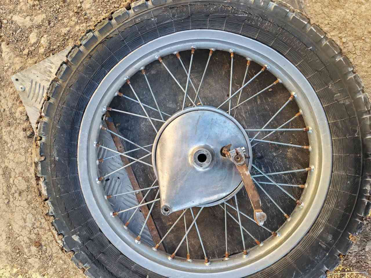 السلام عليكم اخوان
وياله امزت حجم ١٨ اثنيهن منيكلات  مكان البوبرنات شرط بدون لاينه دك حصر  وطبله البريك الخلفي بدون اي كسر او فطر وتفحص كدام المندوب  المكان بابل الشوملي الشراي يتصل او خاص  وموجود توصيل كافه محافظات العراق *********** /***********
