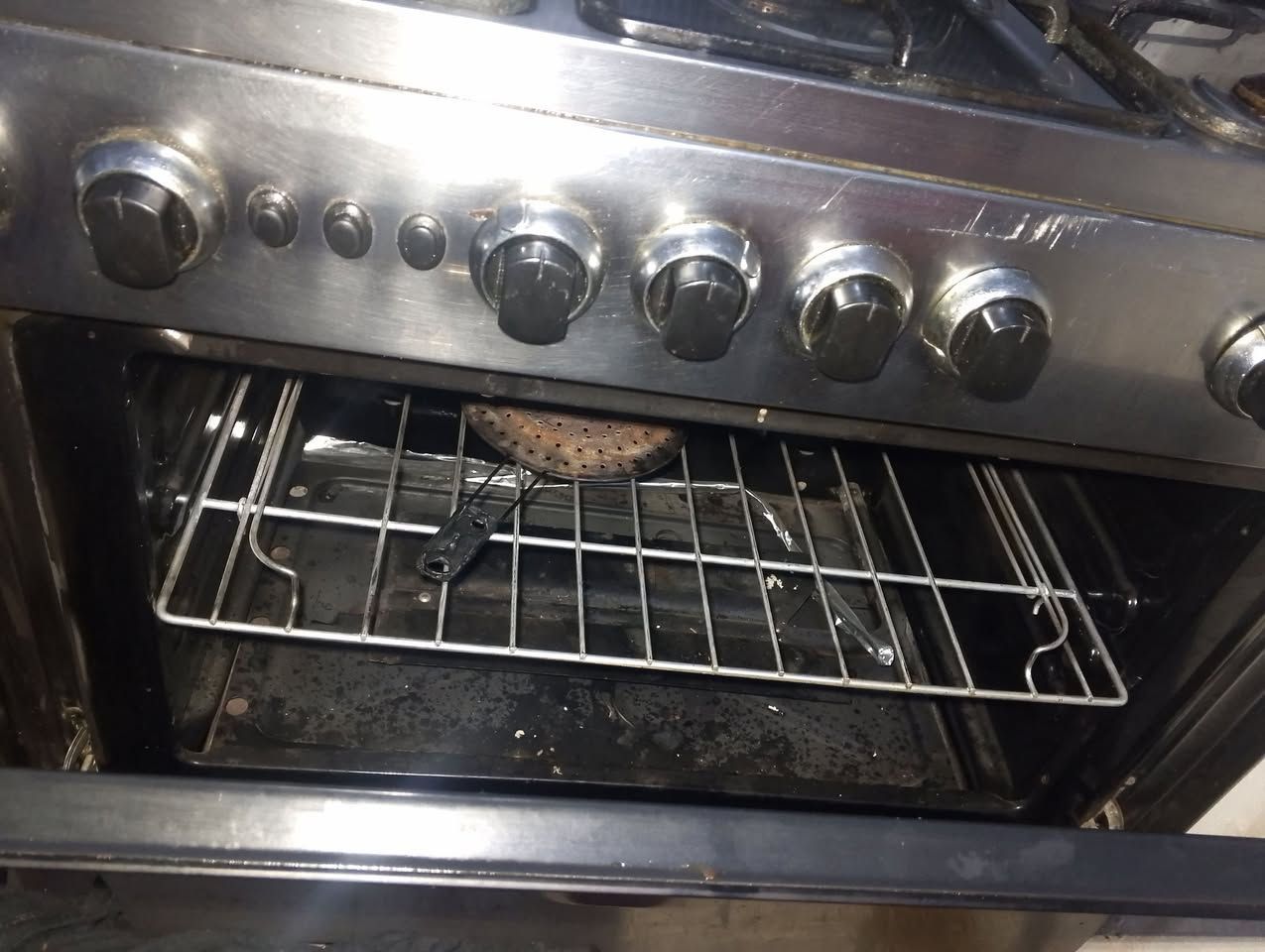 يالله طباخ البيع بس جامة مكسورة يشتغل


**إذا كنت صاحب هذا الإعلان وتريد حذفه لأي سبب، رجاءا أرسل رسالة إلى الدعم الفني**